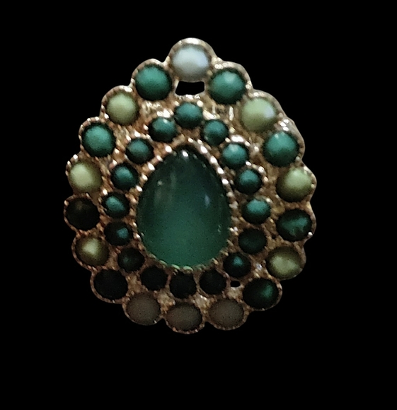 Ring - Picture 2 of 3